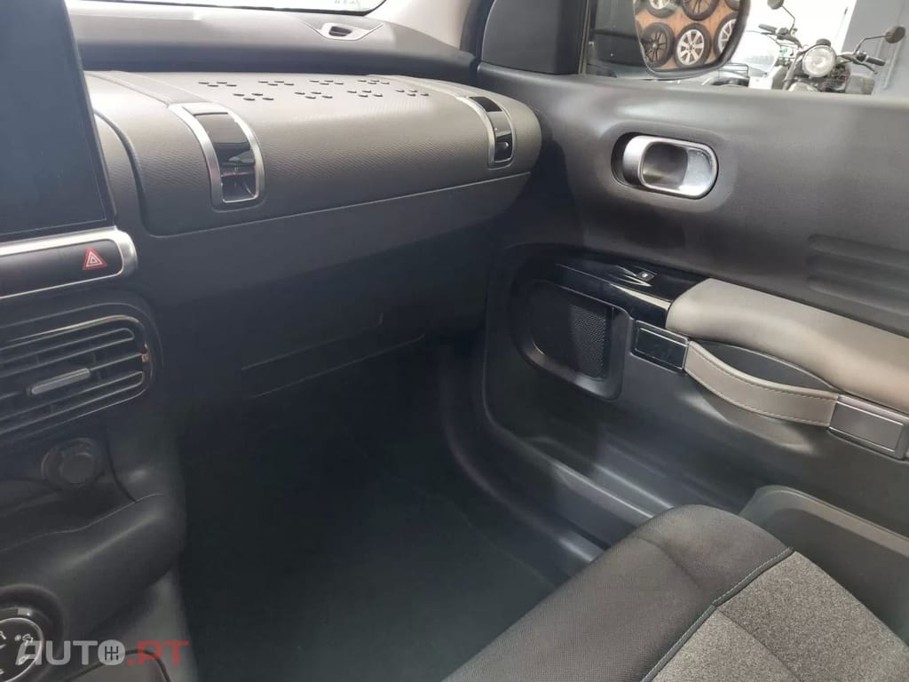 Citroen C4 Cactus 1.2 PureTech Rip Curl