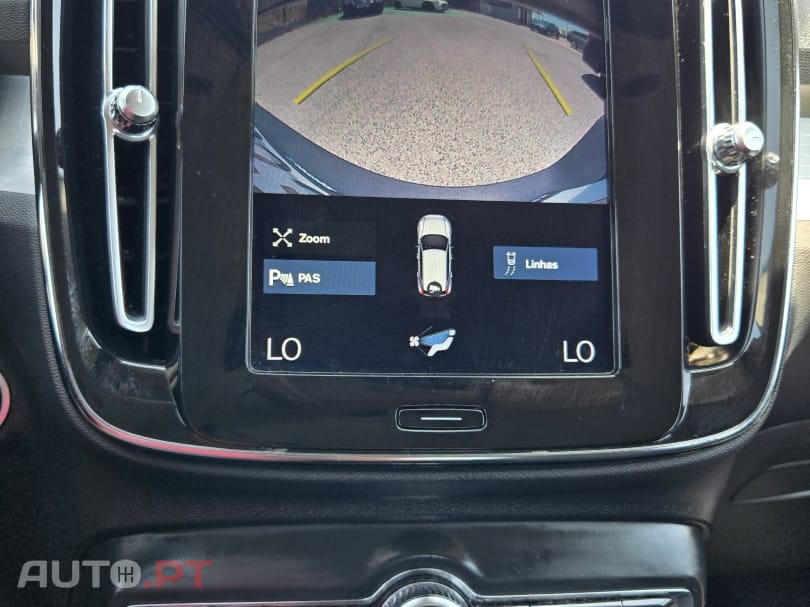 Volvo XC40 1.5 T2 Momentum