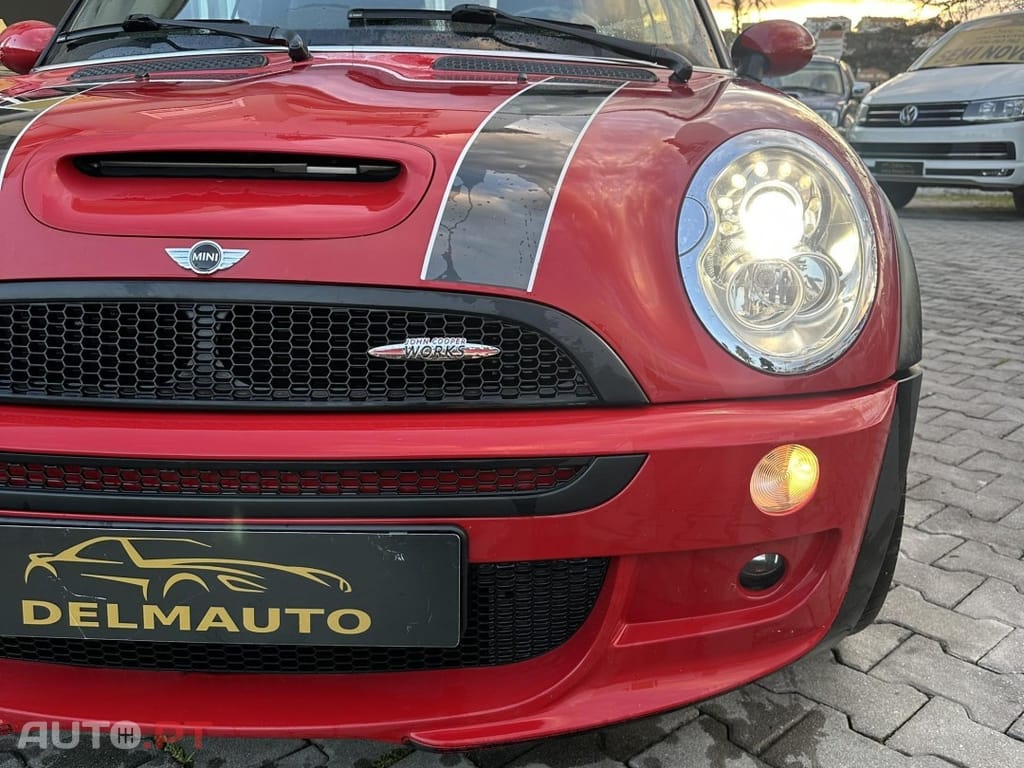 MINI Cabrio John Cooper Works