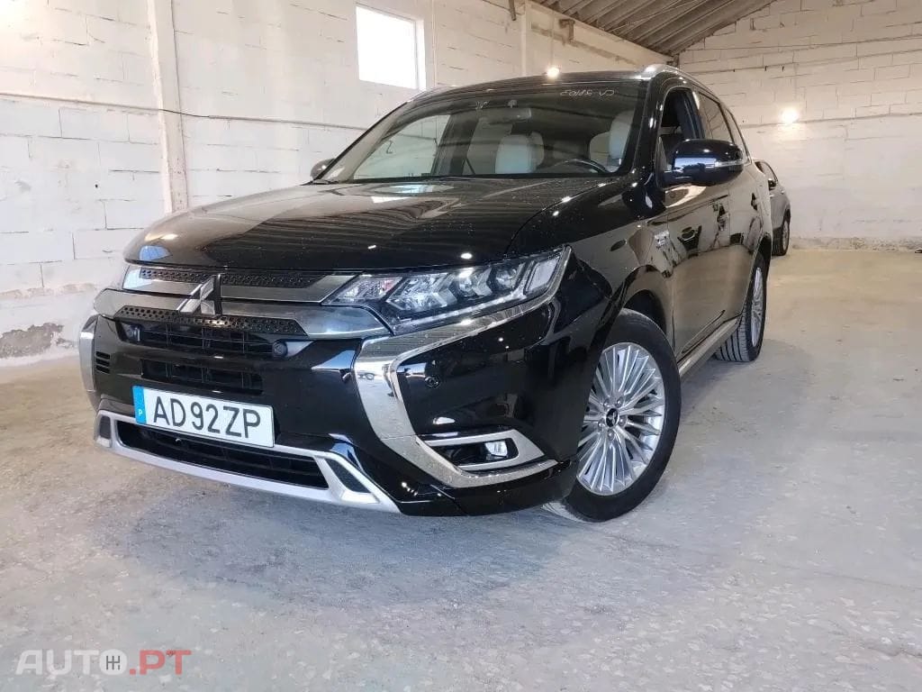 Mitsubishi Outlander 2.4 PHEV Instyle