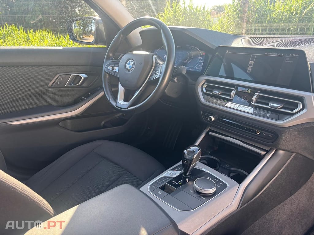 BMW 330 e Touring Corporate Edition Auto