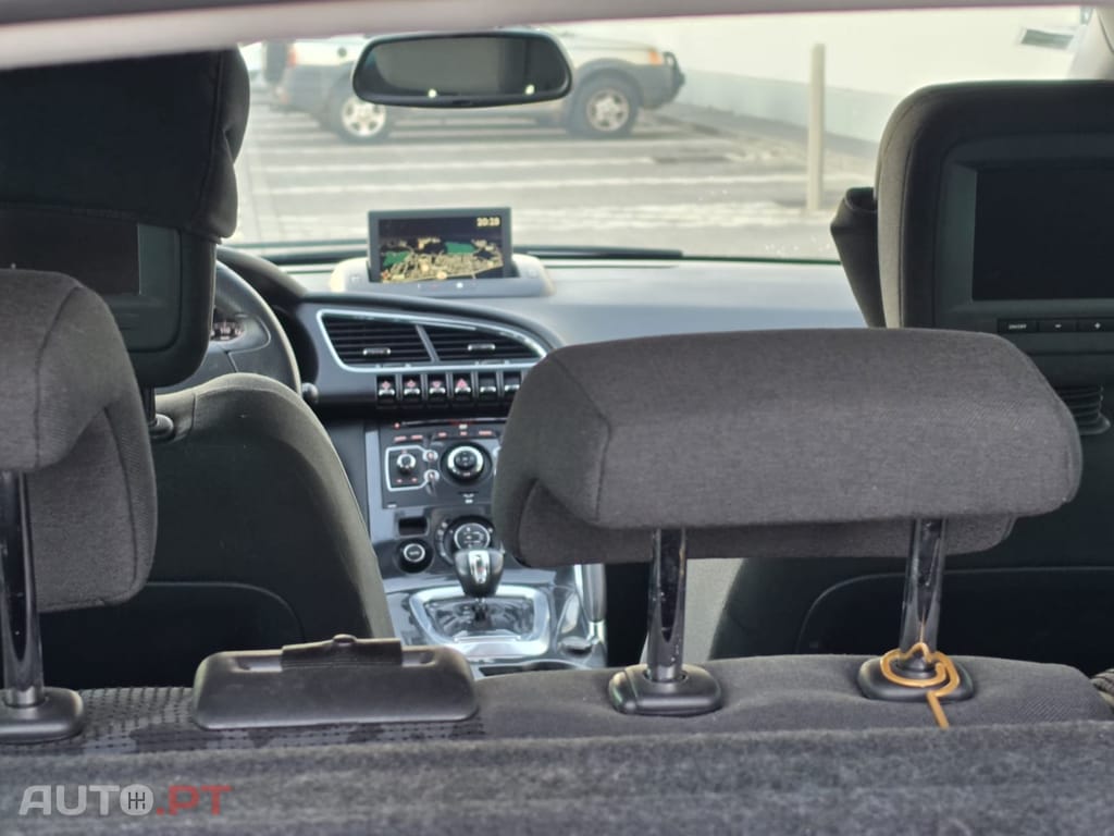 Peugeot 3008 2000 HDi hybrid4. 4x4 200Cvs. Automática 6299 — fotografia 8