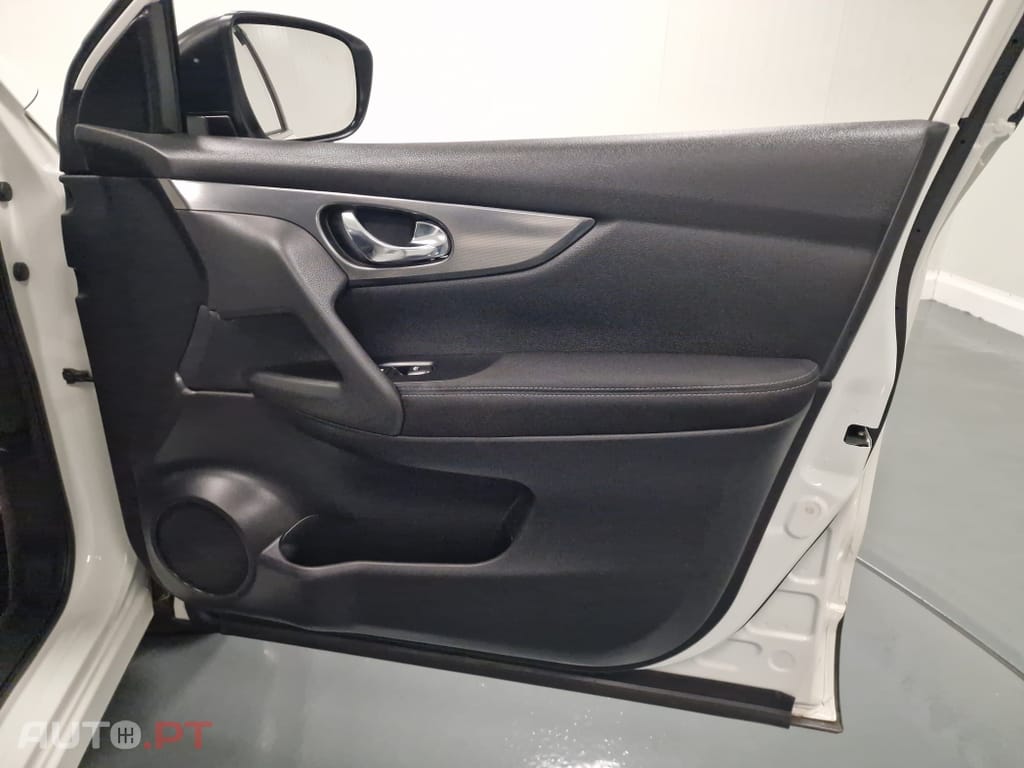 Nissan Qashqai 1.5 dCi N-Connecta