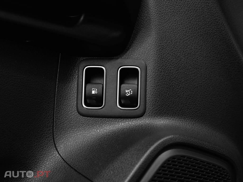 Mercedes-Benz GLA 250 e AMG Line