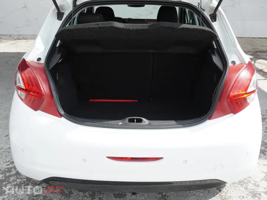 Peugeot 208 1.4 HDi Access