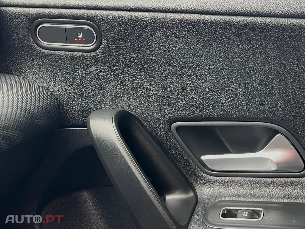 Mercedes-Benz A 180 d