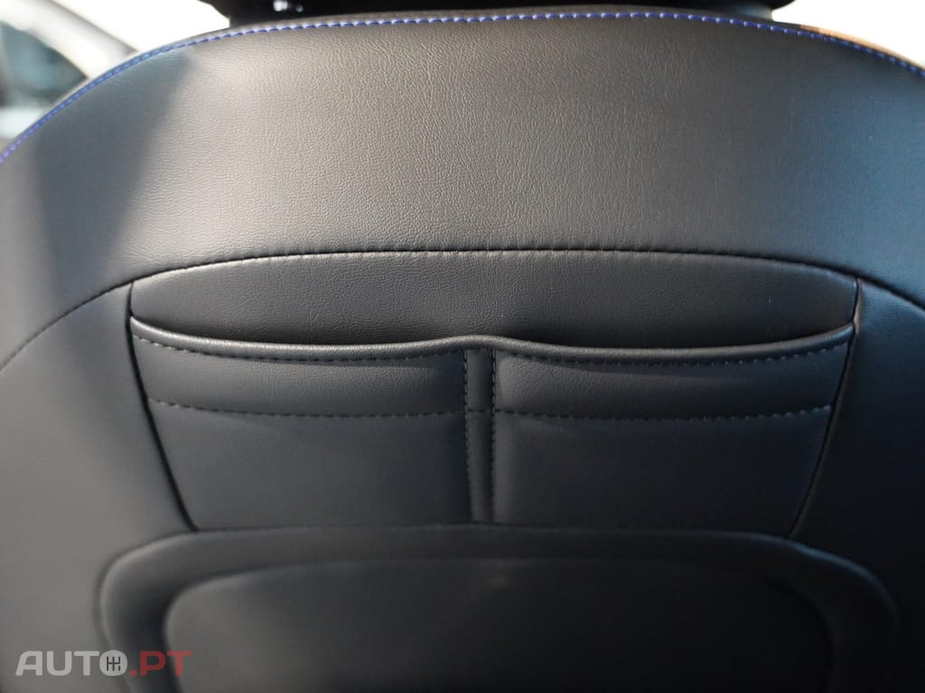 MG MG4 64 kWh Luxury