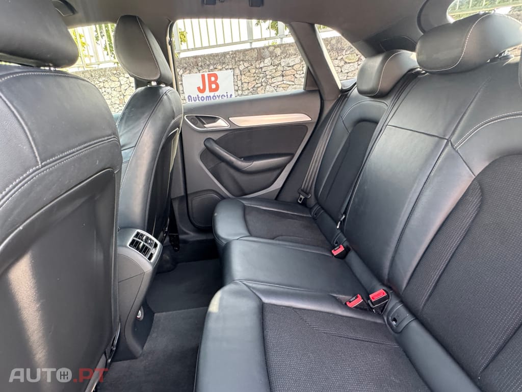 Audi Q3 2.0 TDI S-line