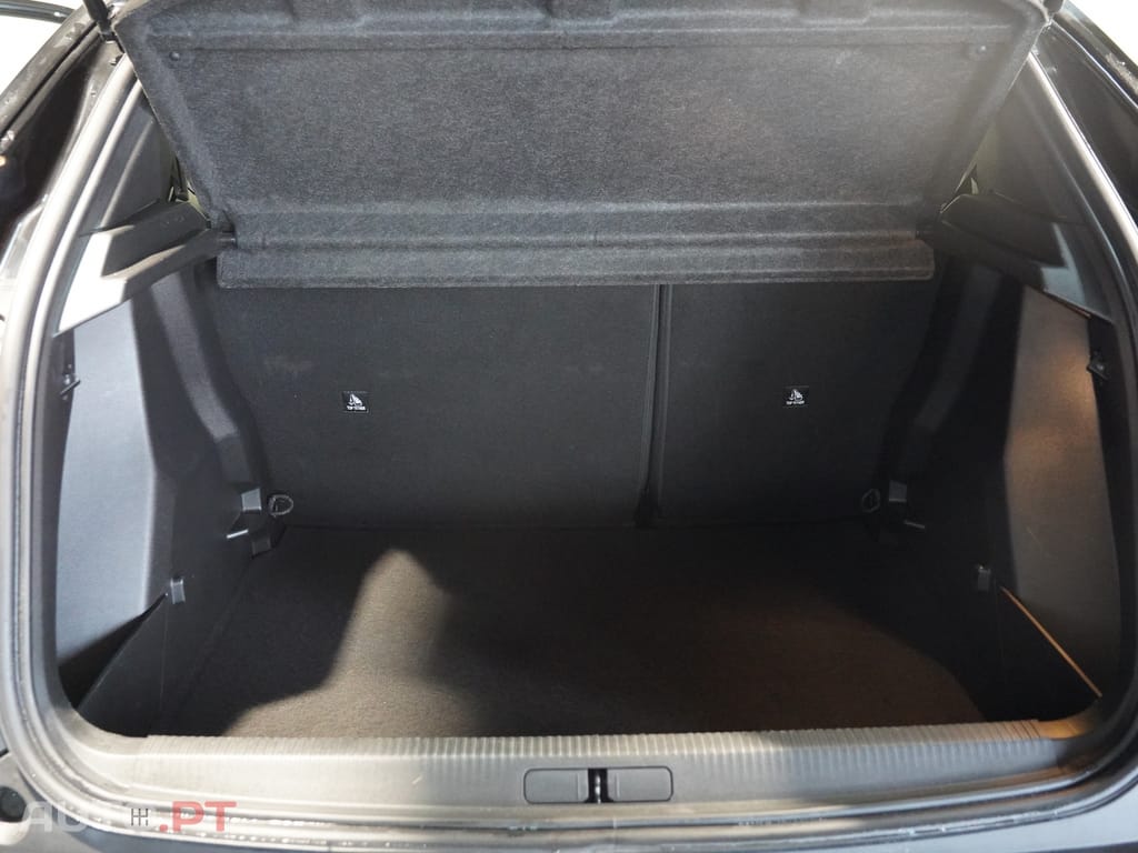 Peugeot 2008 1.2 Hybrid Allure e-DCS6