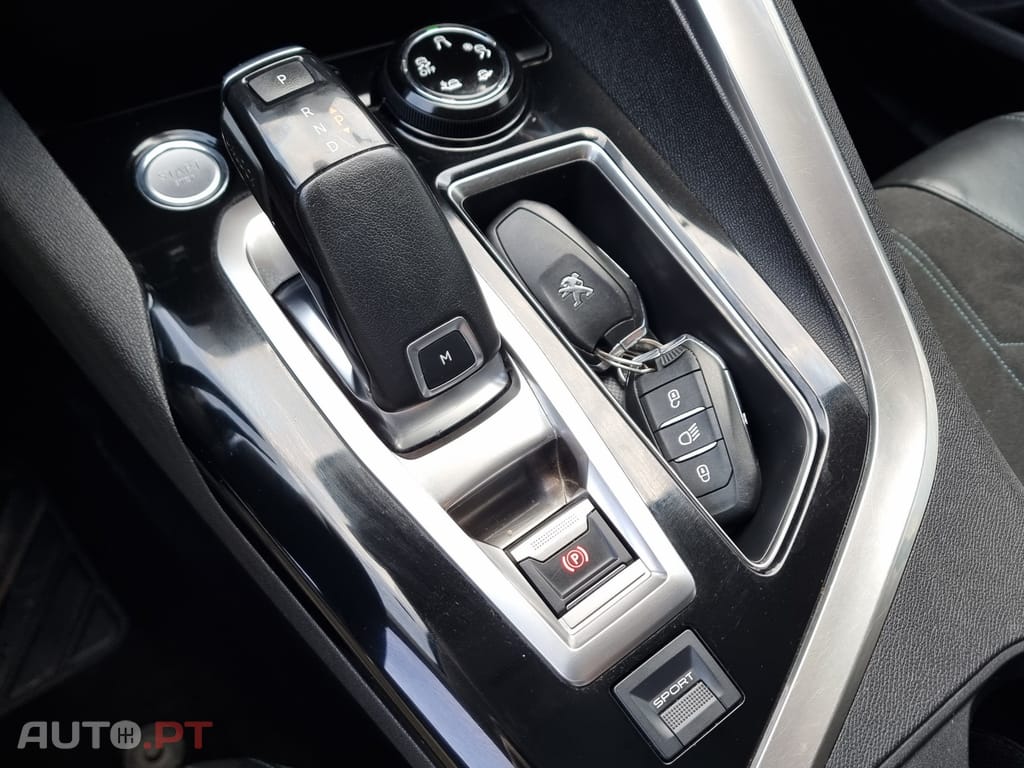 Peugeot 3008 1.2 PureTech Allure EAT6