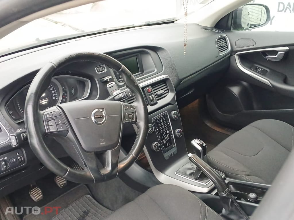 Volvo V40 2.0 D3 Kinetic