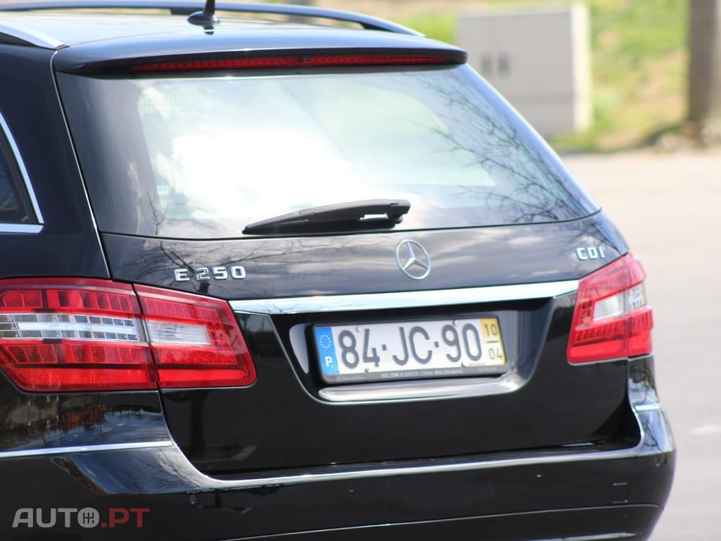 Mercedes-Benz E 250 CDi Elegance BlueEfficiency Auto.