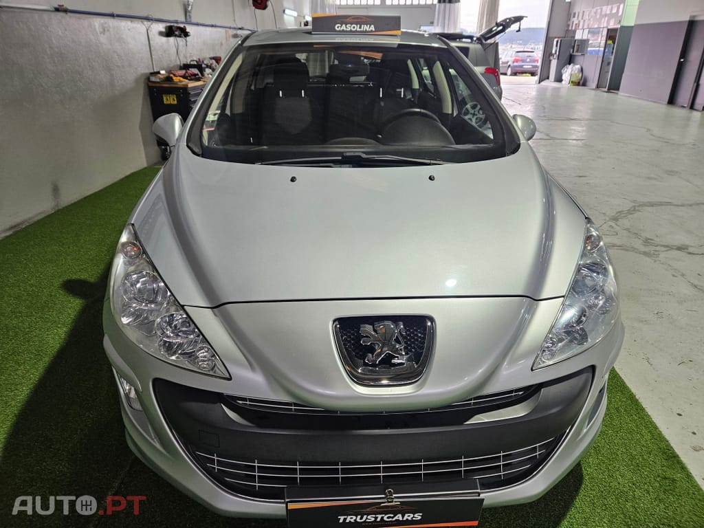 Peugeot 308 1.4 16V Executive