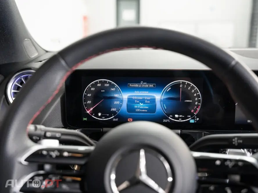 Mercedes-Benz GLA 250 e AMG Line