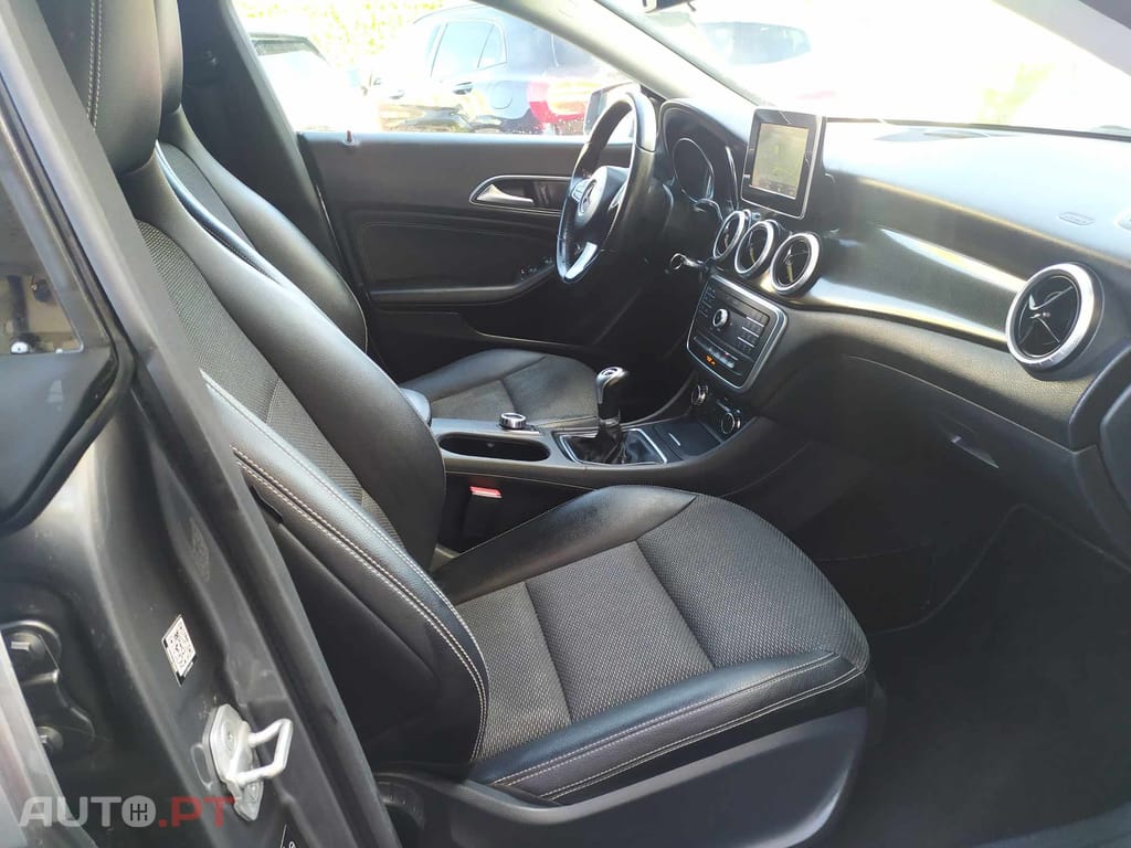 Mercedes-Benz CLA 180 CDI URBAN SPORT