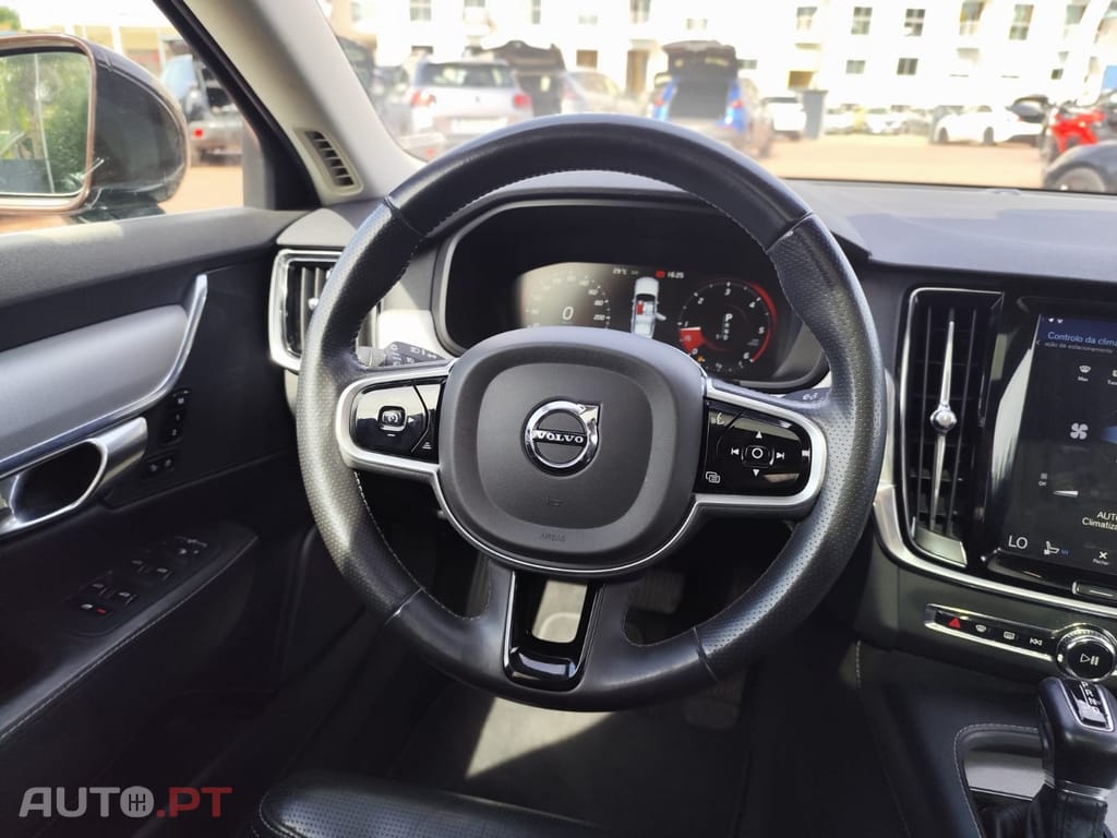 Volvo S90 2.0 B5 Inscription AWD Geartronic