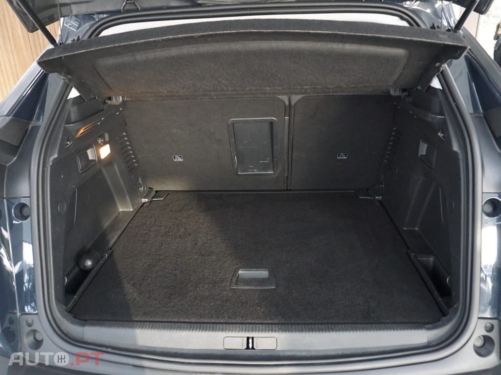 Peugeot 3008 1.6 BlueHDi Allure EAT6 J18