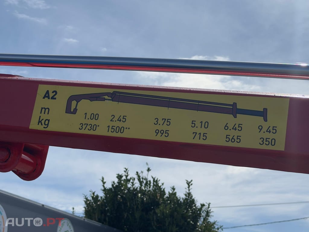 Toyota Dyna 7.5 T  GRUA + BASCULA