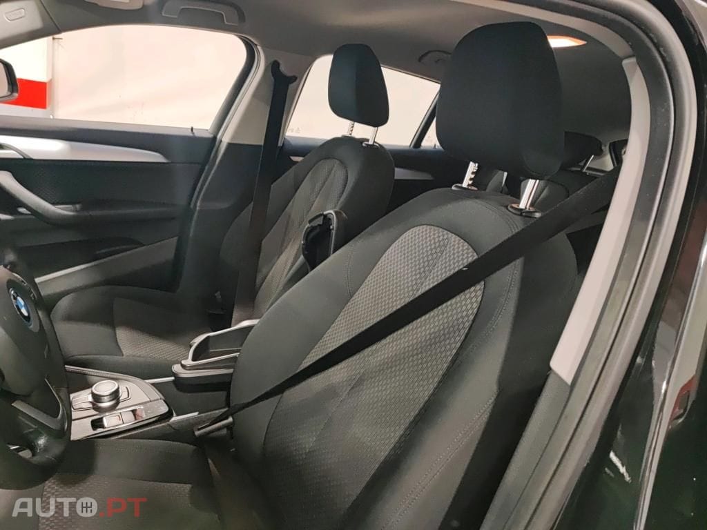 BMW X2 25 e xDrive Advantage