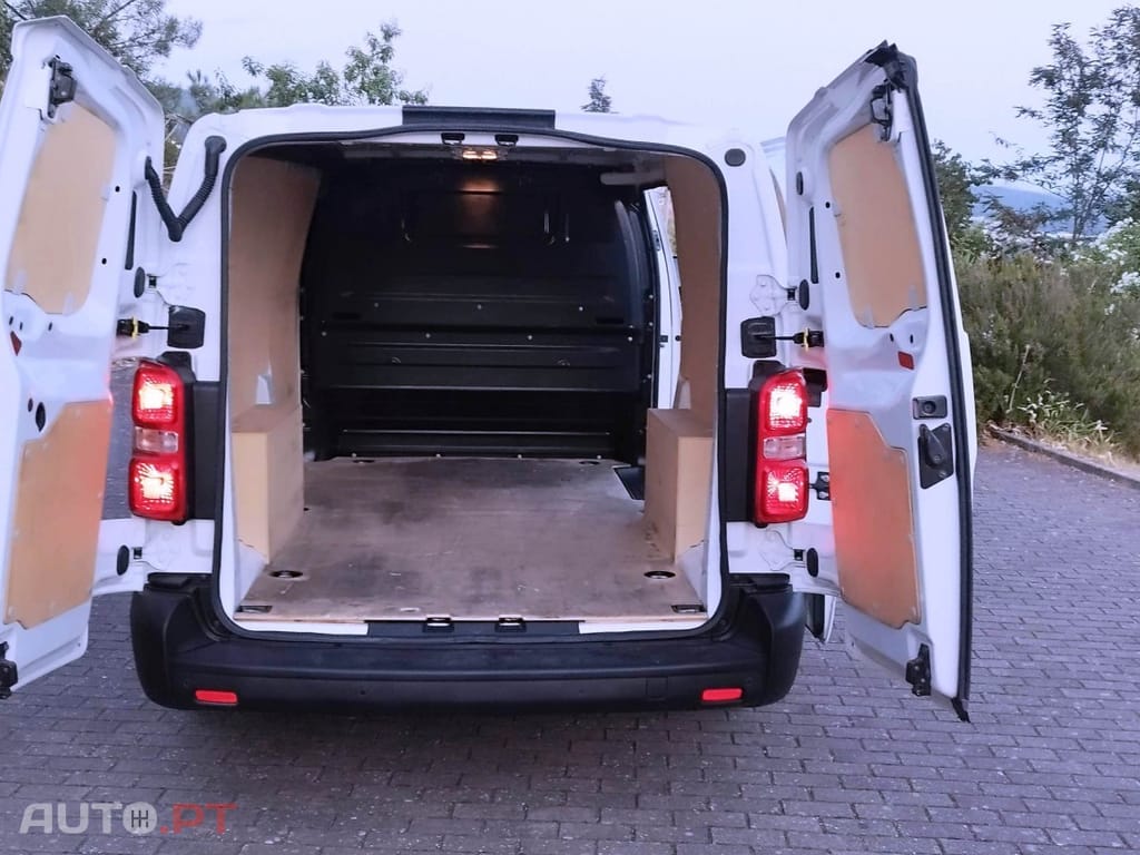 Citroen Jumpy 75 kWh XL Club