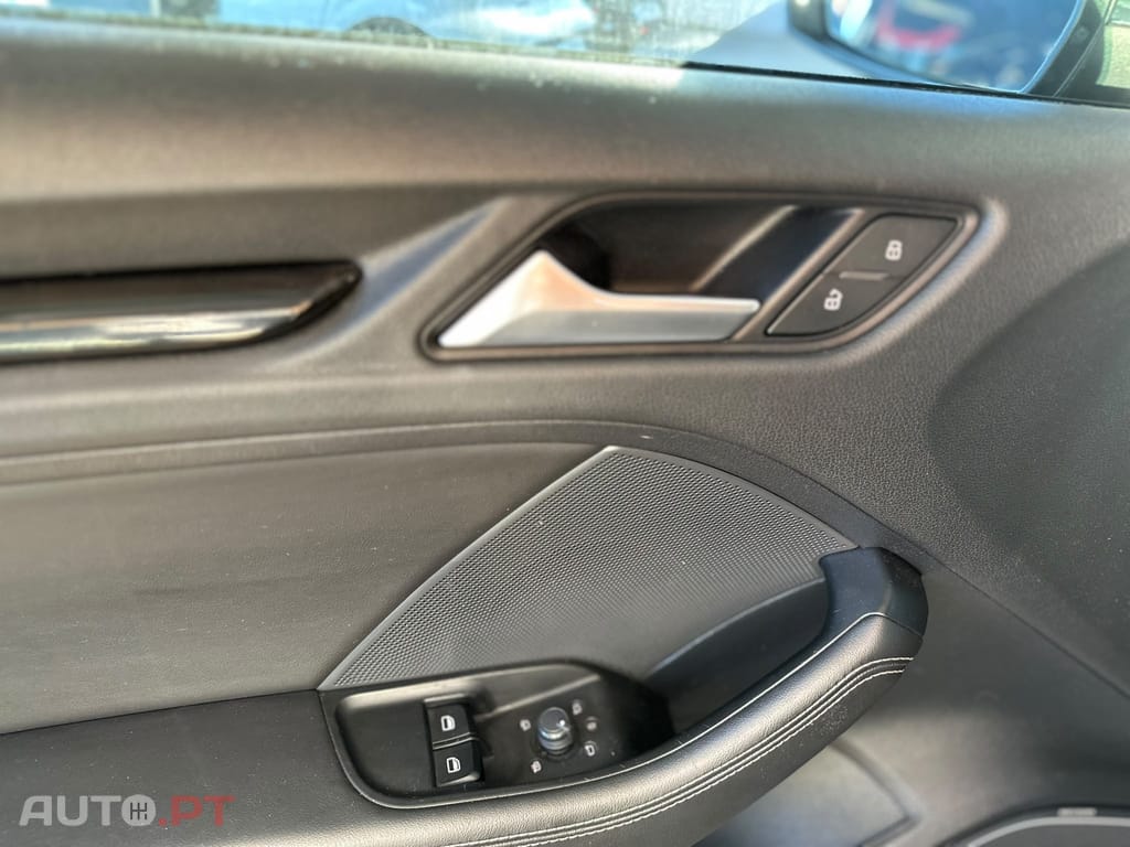Audi A3 1.6 TDi S-line S tronic