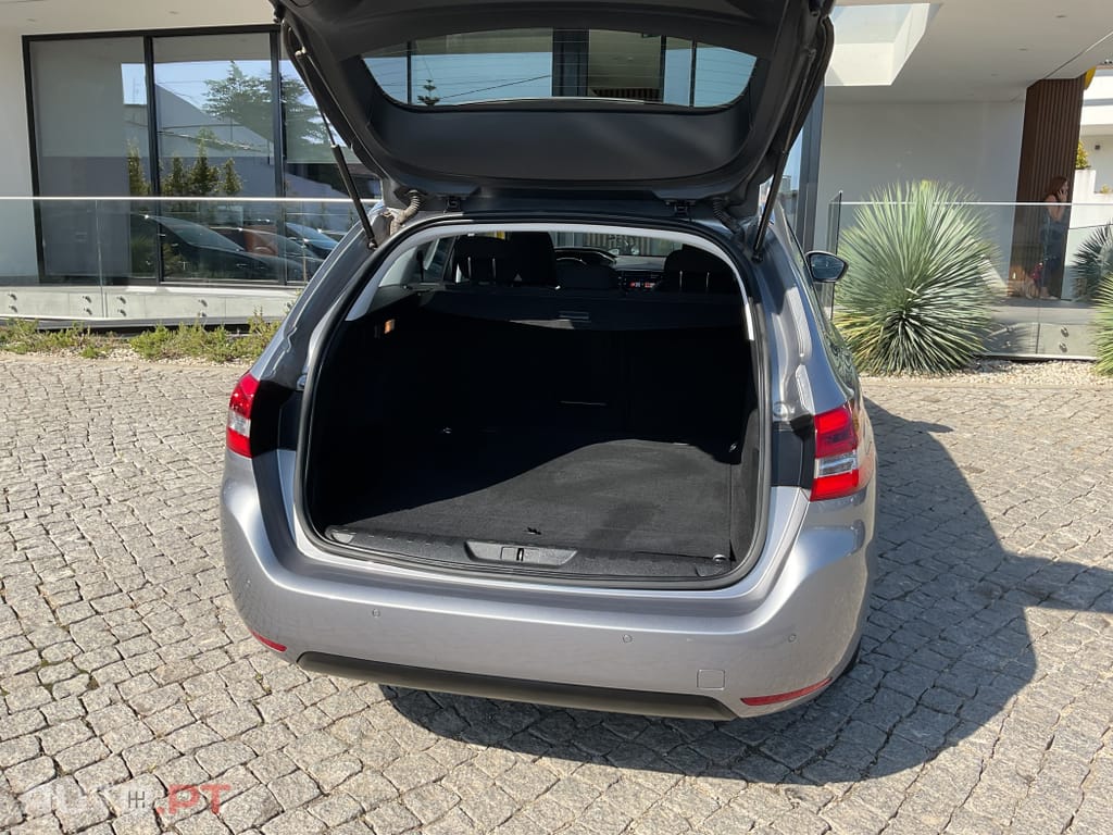 Peugeot 308 1.5 BlueHDi Allure