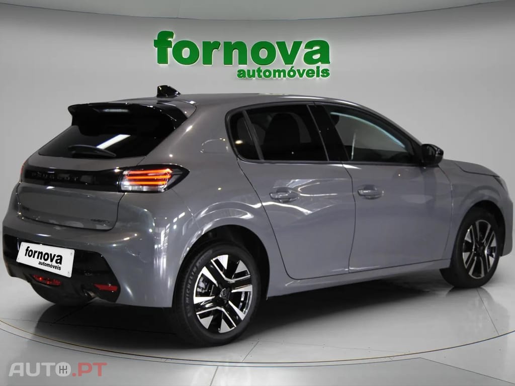 Peugeot 208 1.2 Hybrid Allure e-DCS6