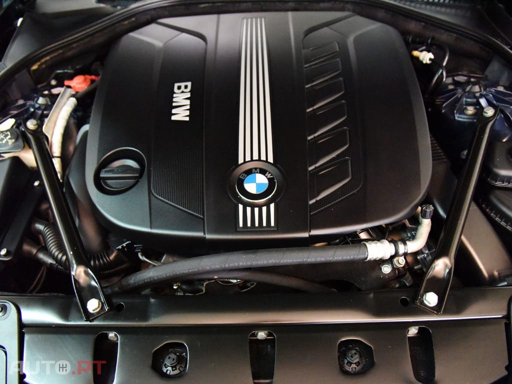 BMW 530 DA TOURING XDRIVE