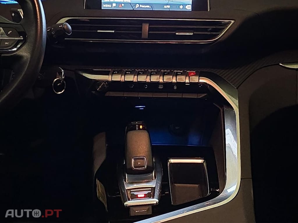Peugeot 3008 1.5 BlueHDi Allure EAT8