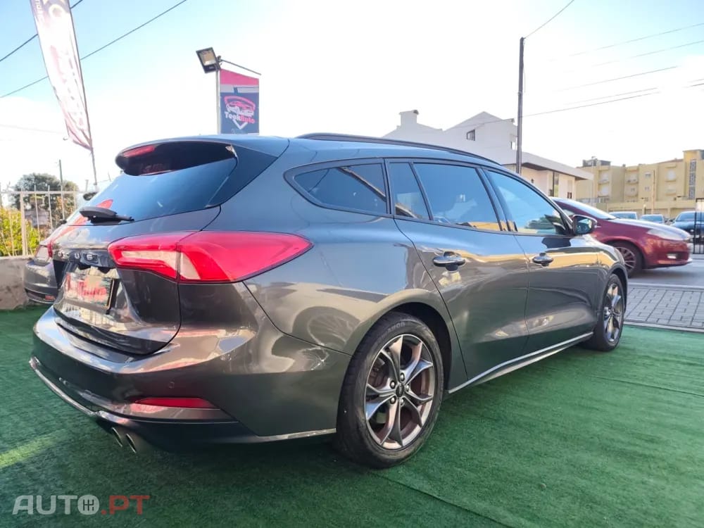 Ford Focus SW 1.0 EcoBoost MHEV ST-Line Design SIP