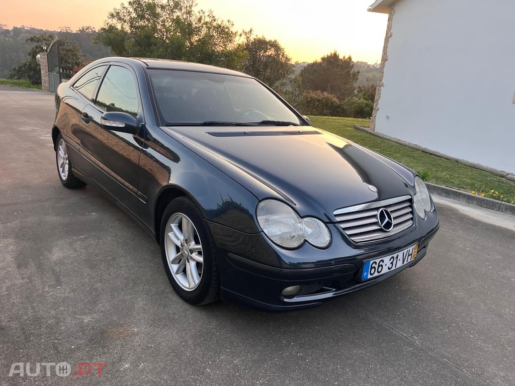 Mercedes-Benz C 220 Coupé
