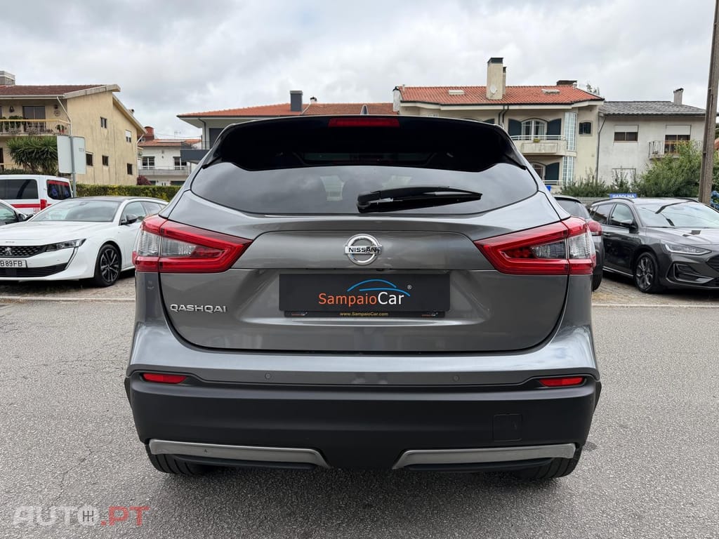 Nissan Qashqai 1.5 dCi N-Connecta J18