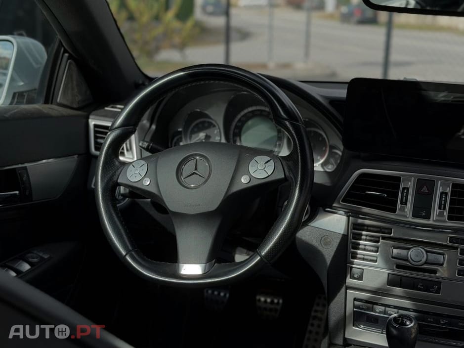 Mercedes-Benz E 220 Cabrio