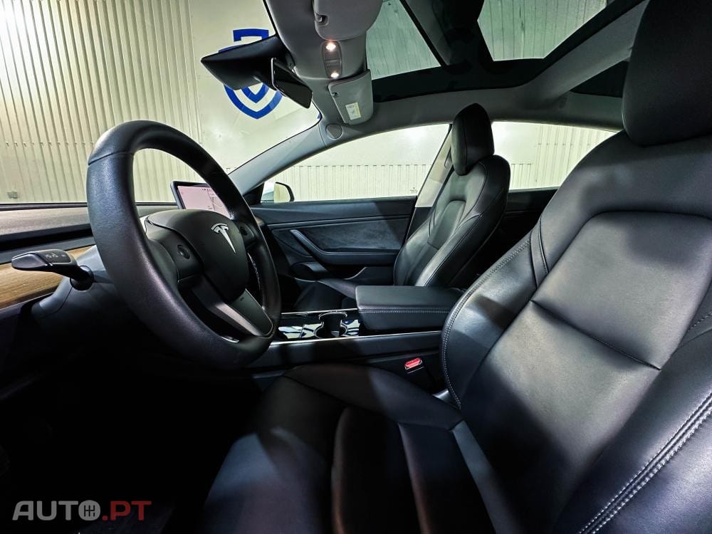 Tesla Model 3 Long-Range Dual Motor AWD