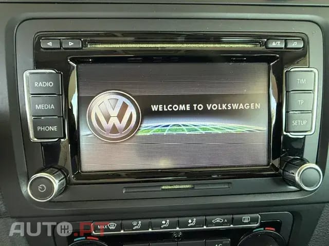 Volkswagen Golf 1.6 TDi Highline DSG