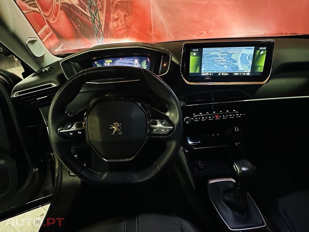 Peugeot 2008 1.2 PureTech Allure Pack