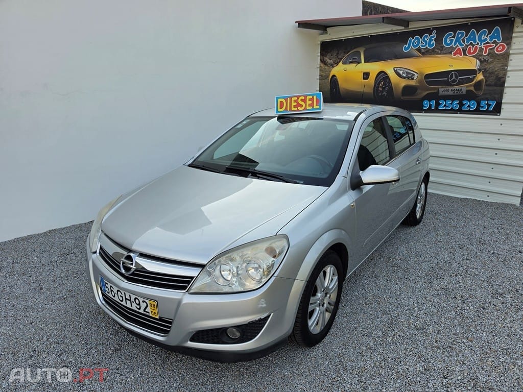 Opel Astra 1.7 CDTi Executive