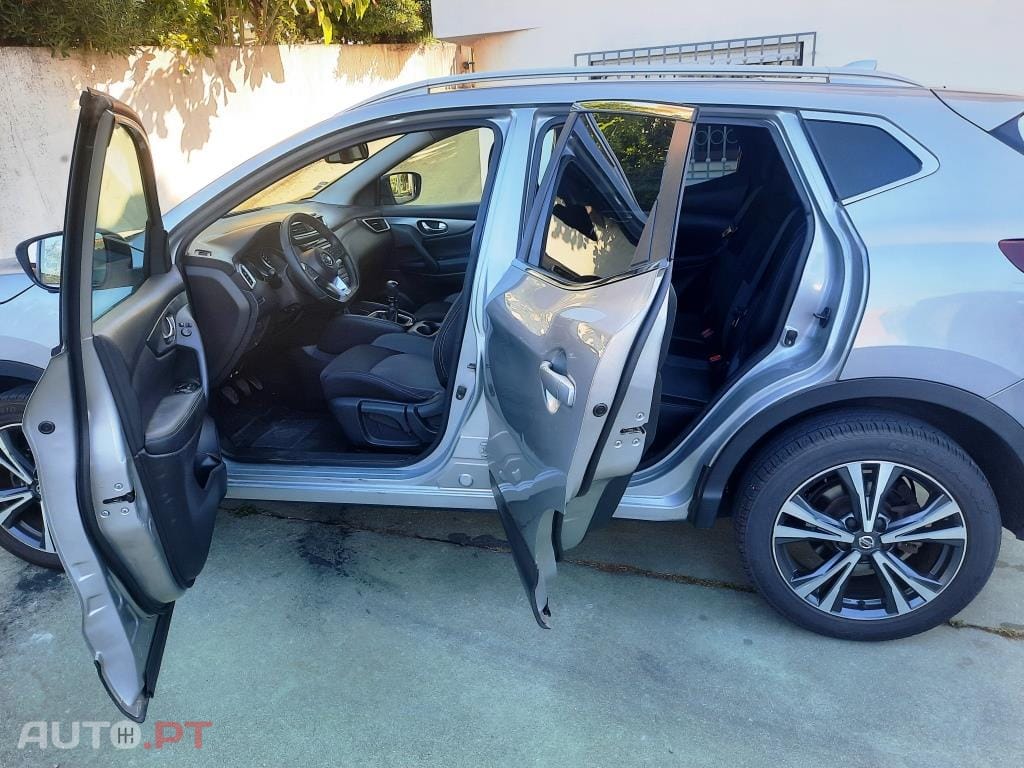 Nissan Qashqai N-Connecta 110cv / 168€ mês