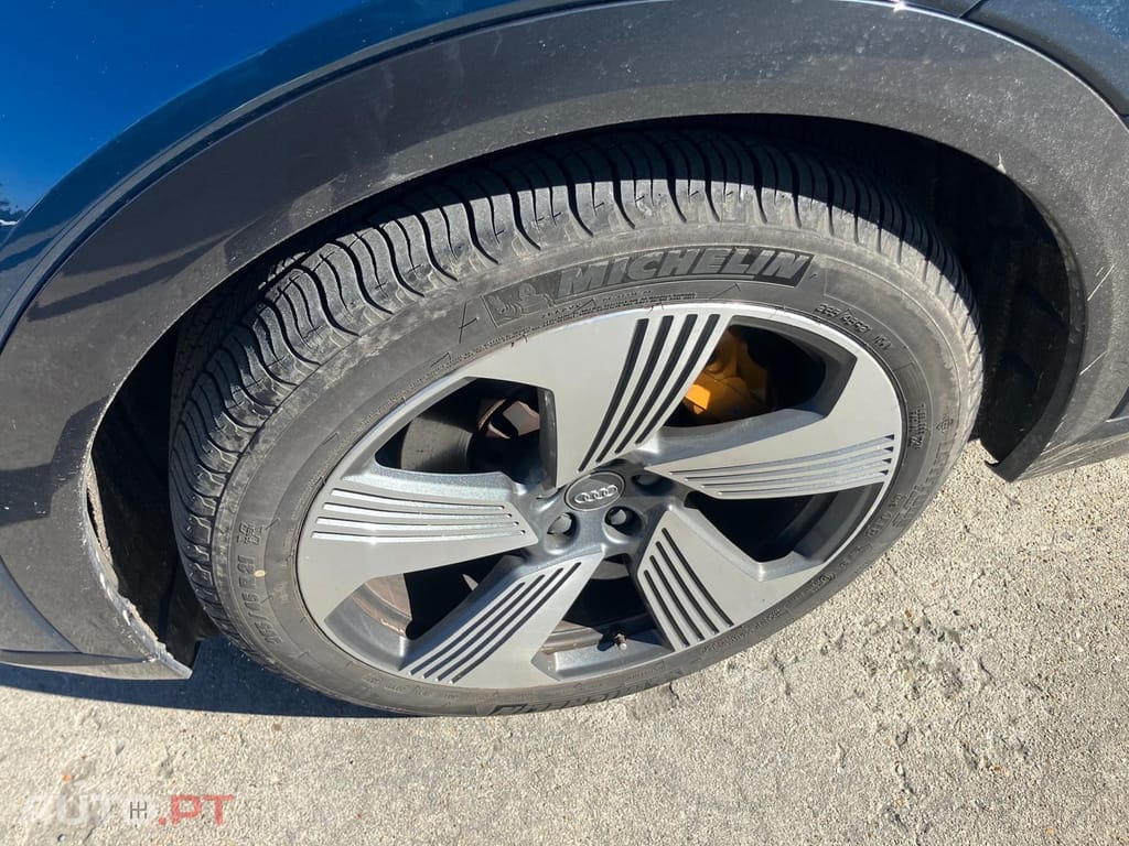 Audi E-Tron 55 quattro Advanced