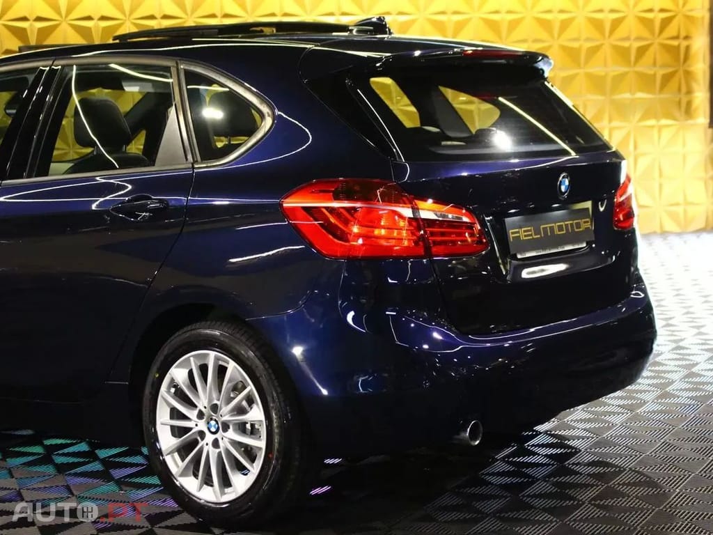 BMW 218 d Line Sport Auto