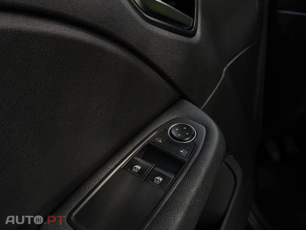 Renault Clio 1.0 TCe Intens Bi-Fuel