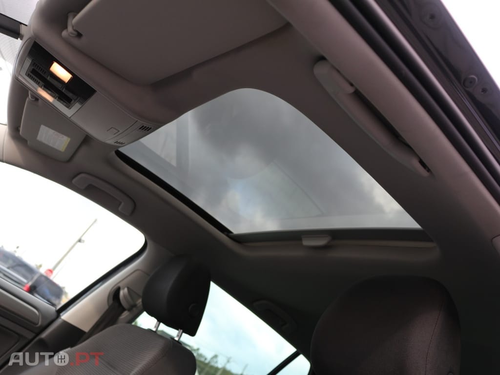 Volkswagen Golf 2.0 TDi Confortline