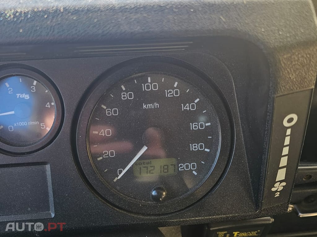 Land Rover Defender 2.5 Td5