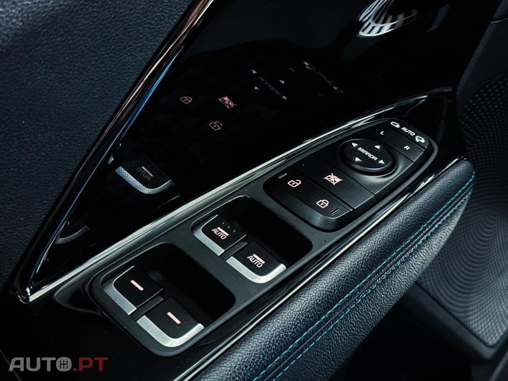 Kia Niro Premium Edition