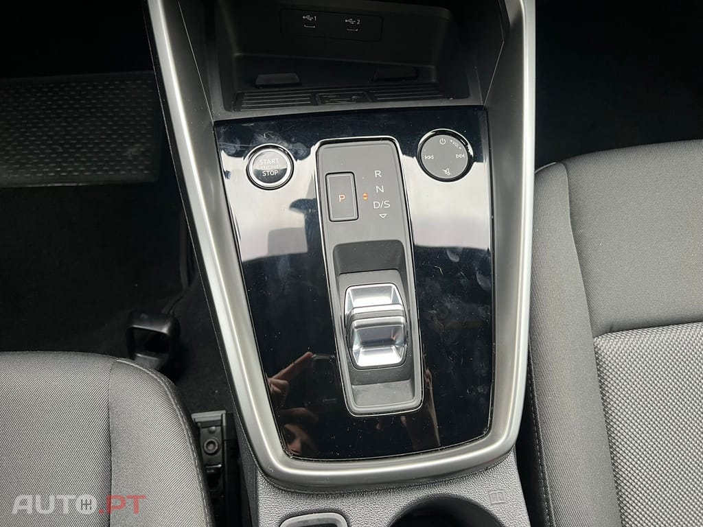 Audi A3 Sportback 30 TFSi Hybrid 