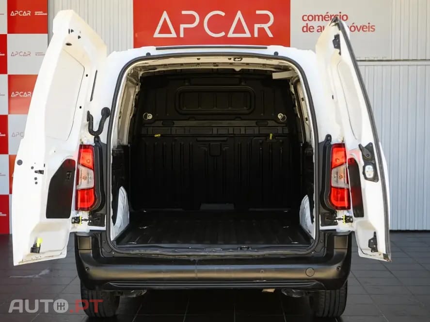 Peugeot Partner 1.5 BlueHDi Pro Longa