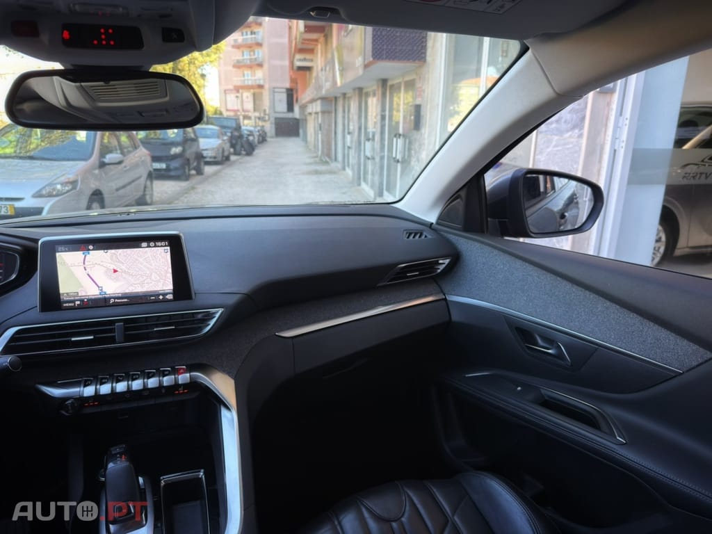Peugeot 5008 1.5 BlueHDi Allure Pack EAT8