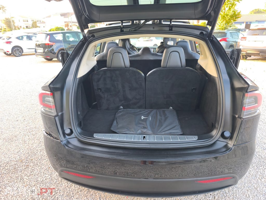Tesla Model X 100D