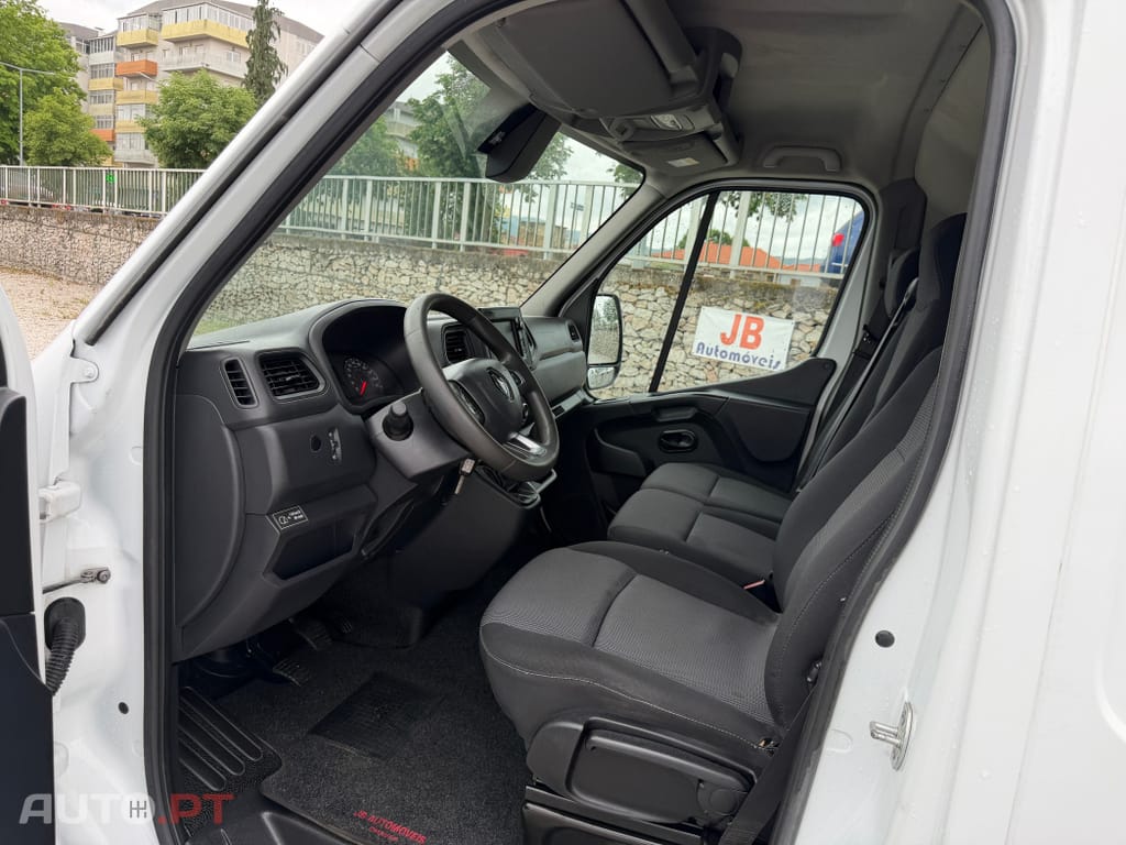 Renault Master 2.3 dCi L2H2 3.3T SS