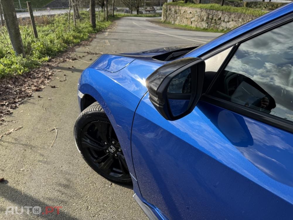 Honda Civic 1.0 i-VTEC Dynamic CVT